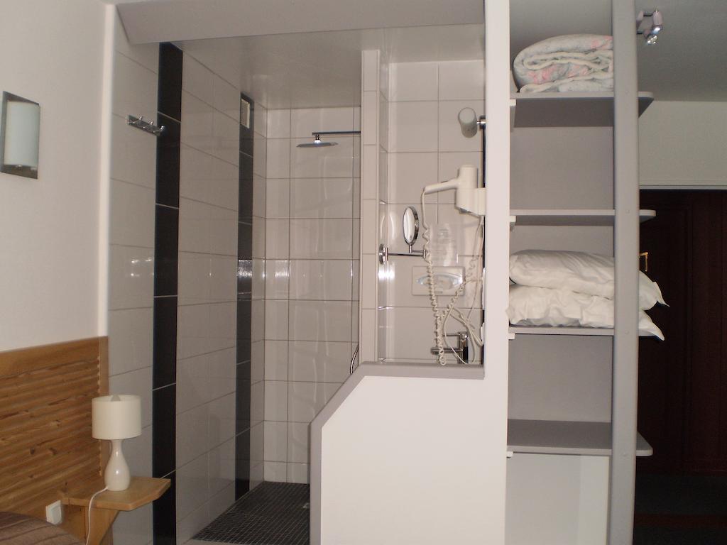 Hotel L Ander 생플루르 객실 사진